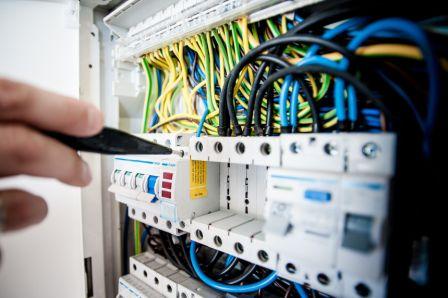 Mantenciones integrales de gasfitería y electricidad en Providencia